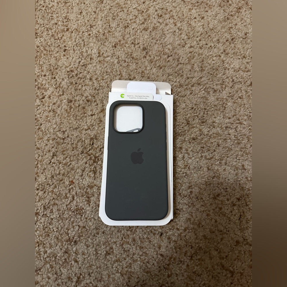 iPhone 15 Pro silicone case